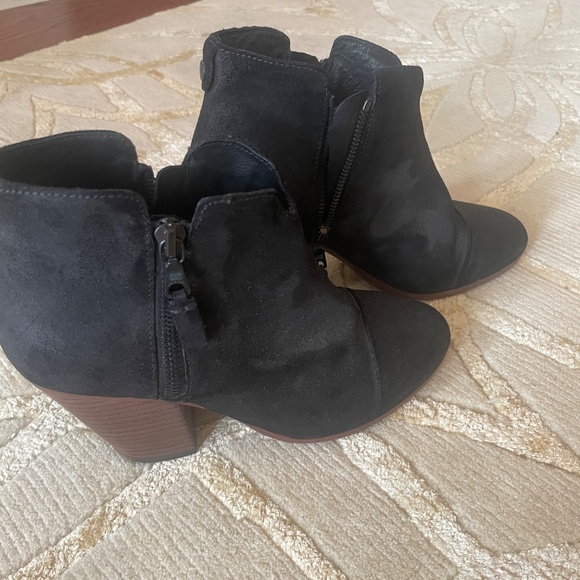 Black suede booties from rag and bone - Picture 5 of 8